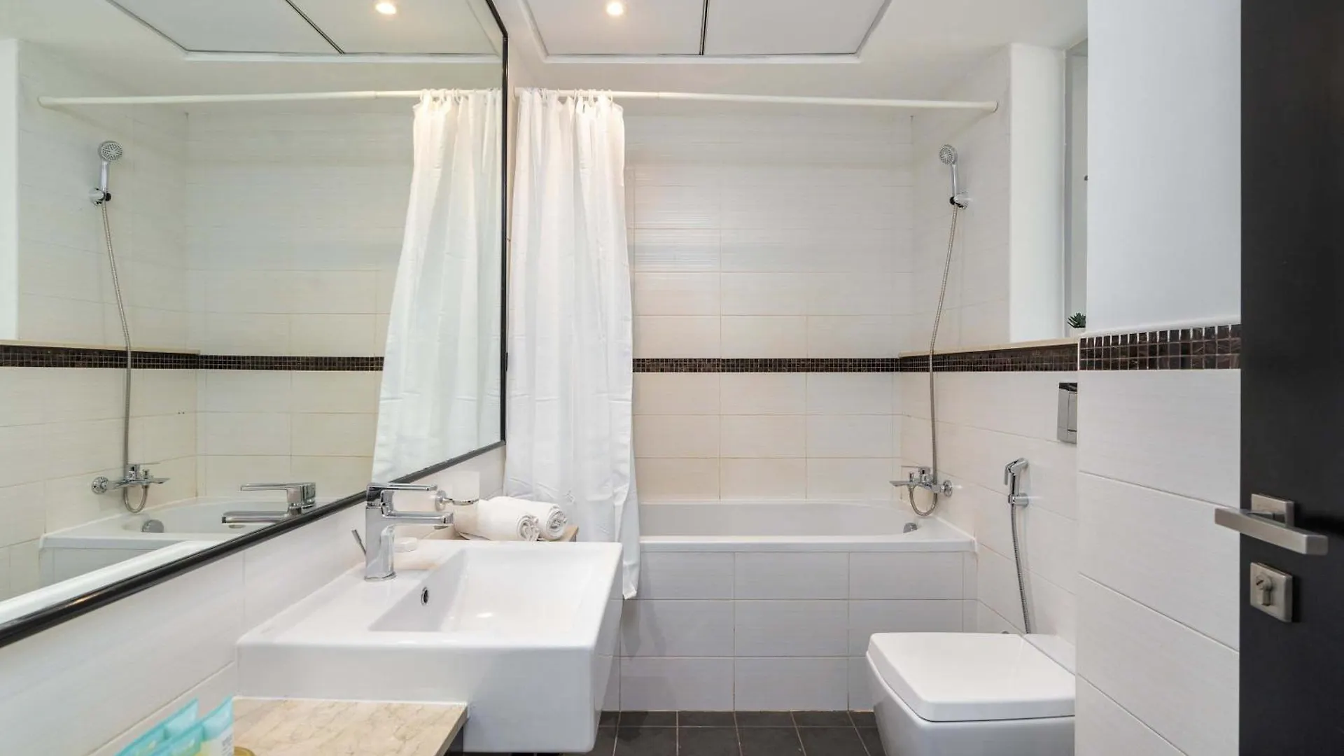 Bnbnova - 2Br - Jbr Beach & Marina Walk Dubai 0*,